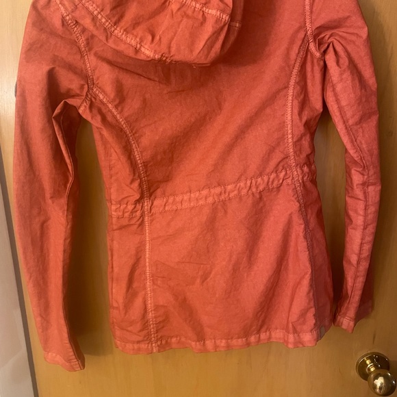 Bench. Spring jacket - Picture 5 of 6